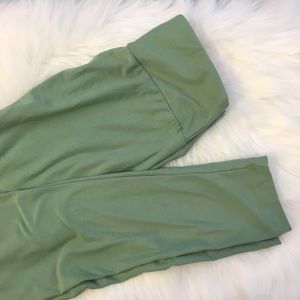 LuLaRoe One Size Green Leggings NWOT